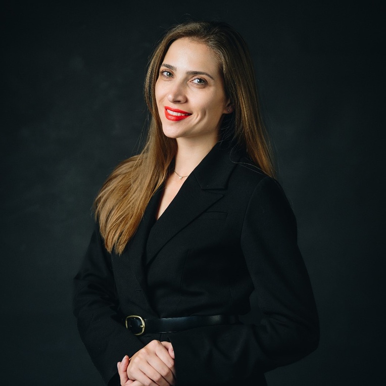 Elena Orzya
